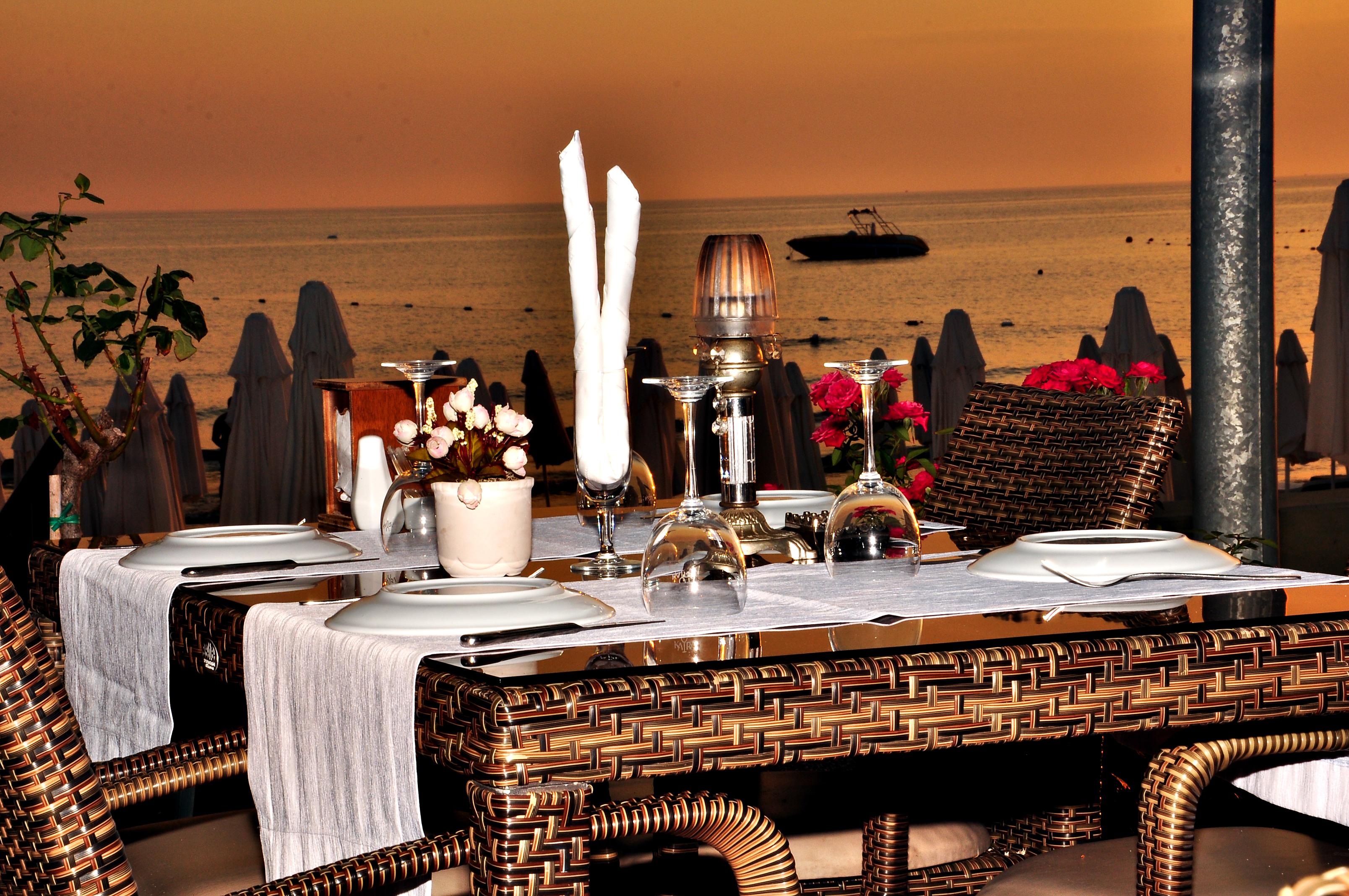 Sun Beach Hotel Side Bagian luar foto