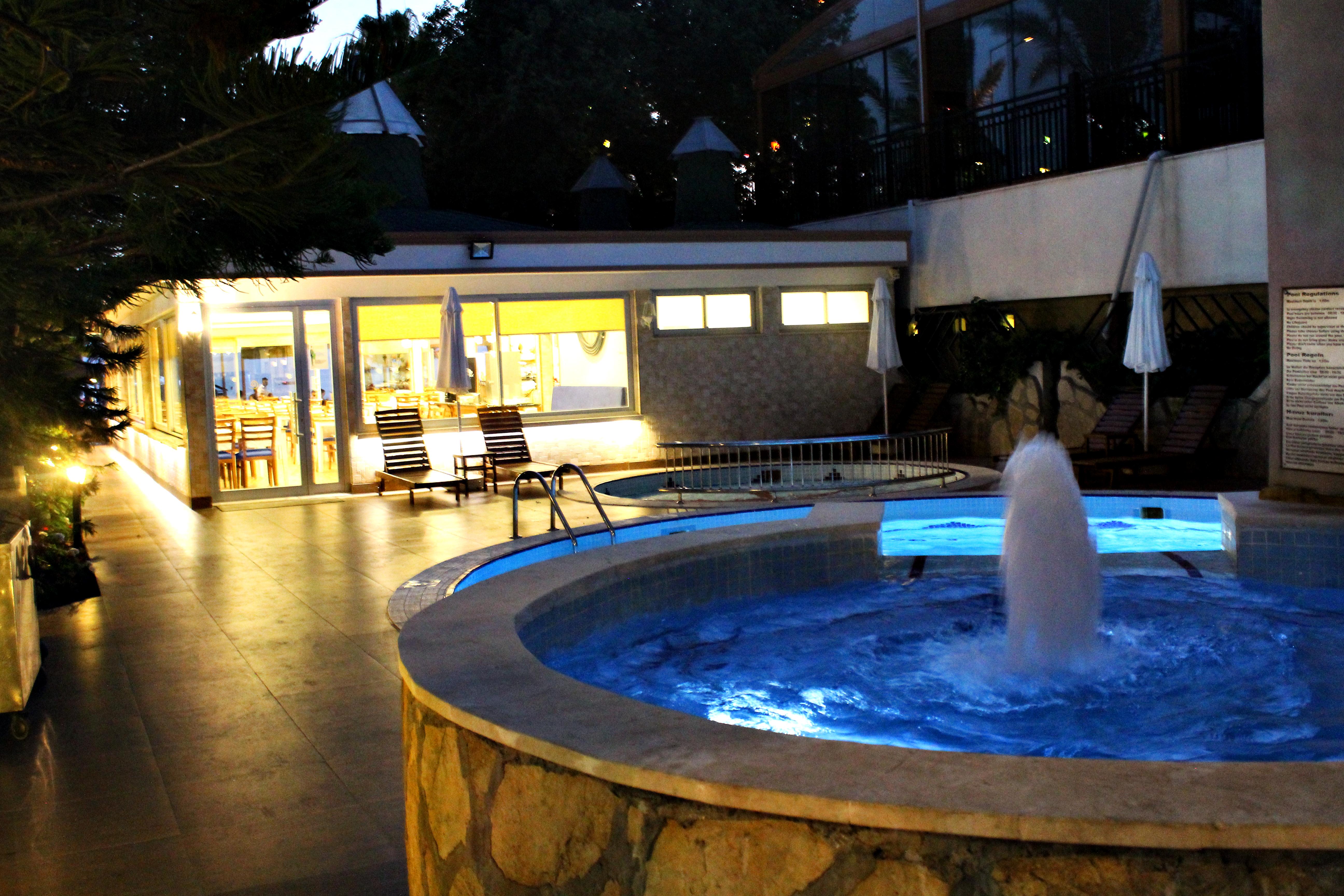 Sun Beach Hotel Side Bagian luar foto
