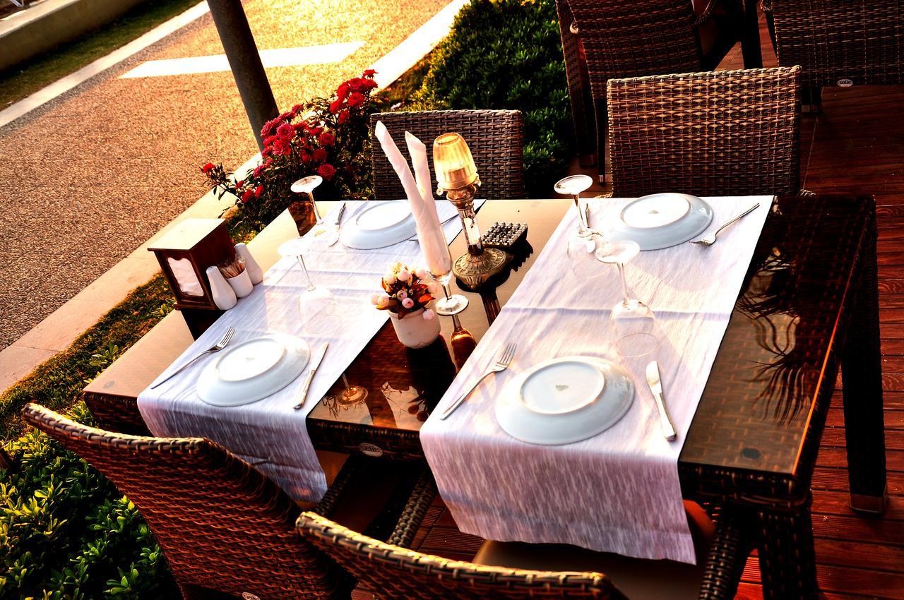Sun Beach Hotel Side Bagian luar foto